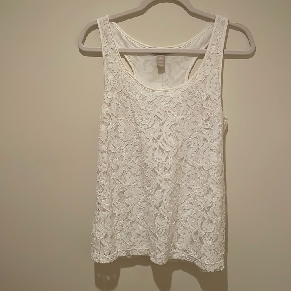 Banana republic, cream, beautiful lace top, never worn!